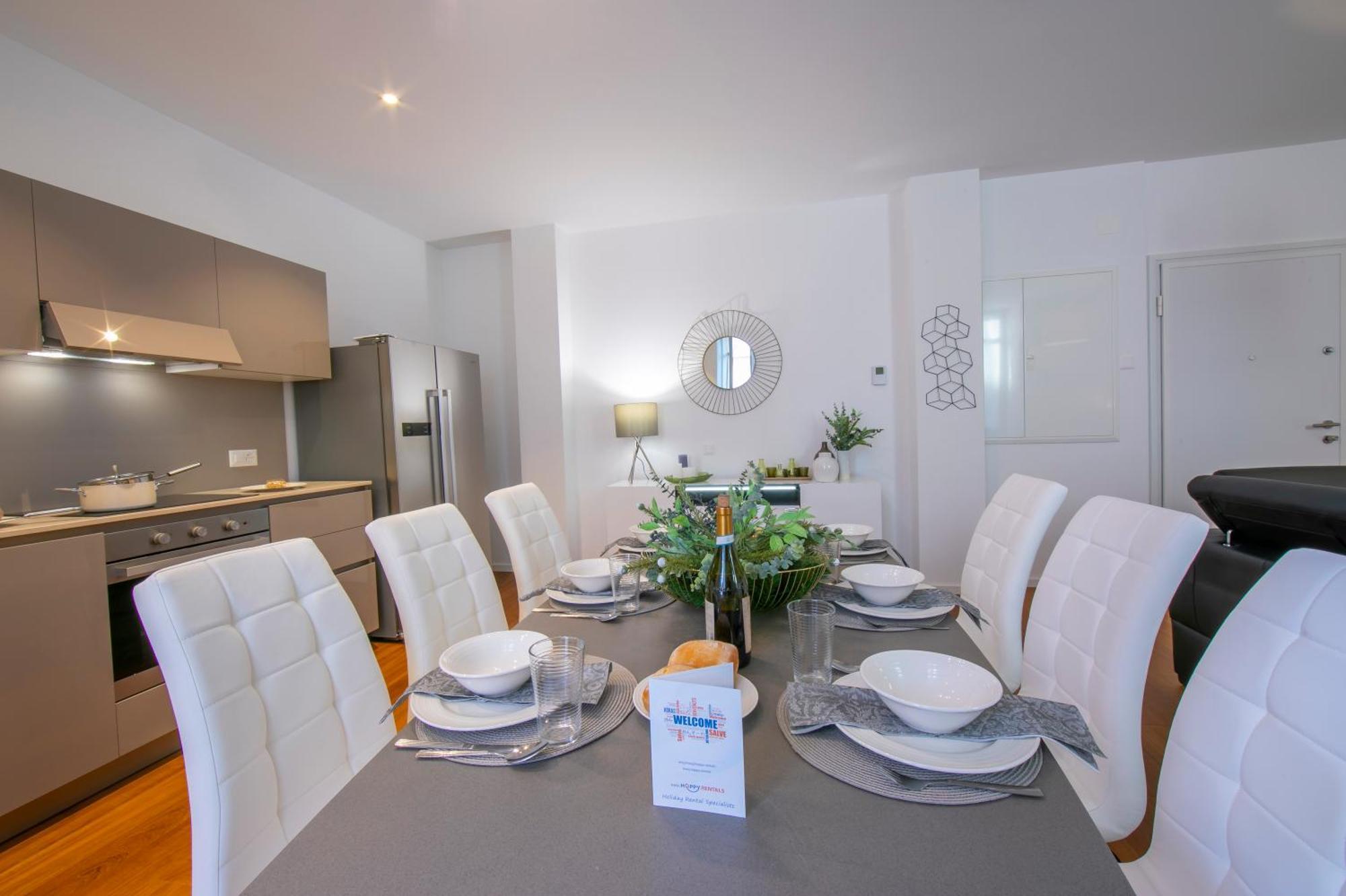Star Of Lugano - Happy Rentals Bagian luar foto
